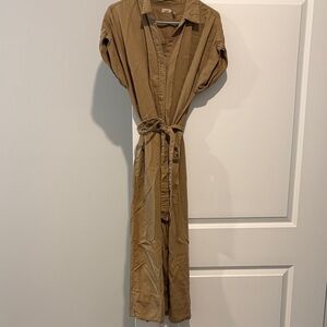 Faherty Long Sleeve Tan Dress
